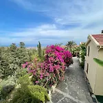 Gardens Bellapais