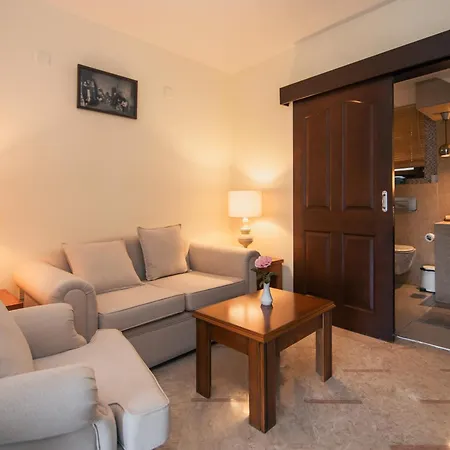 Gardens Hostal Bellapais