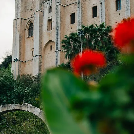 Hostel Gardens