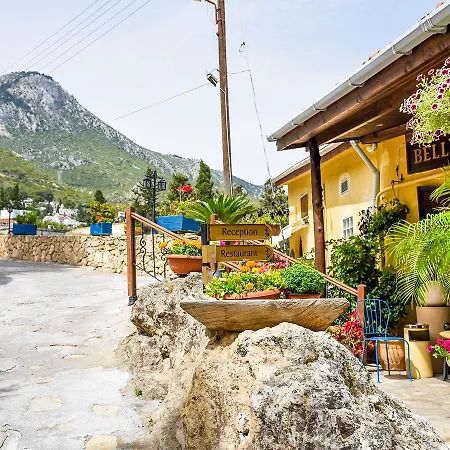 Gardens بيت شباب *